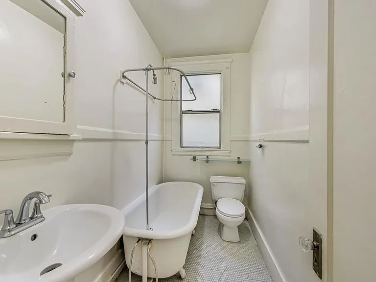 1434 Jackson St #6 — Photo 8