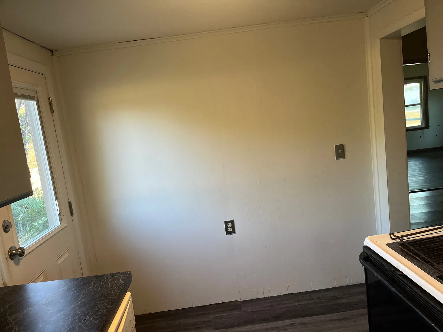 3 bed, 1114 sqft, $1,200 — Photo 4