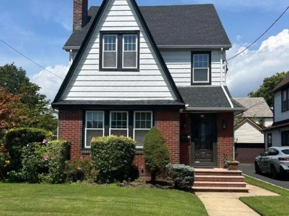 1A Hudson Road, Bellerose, NY 11001