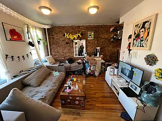 Rented by Best Apartments North Inc