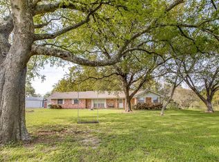 1202 Maley Rd, Cove, TX 77523
