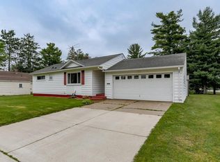 705 Charles St, Rothschild, WI 54474