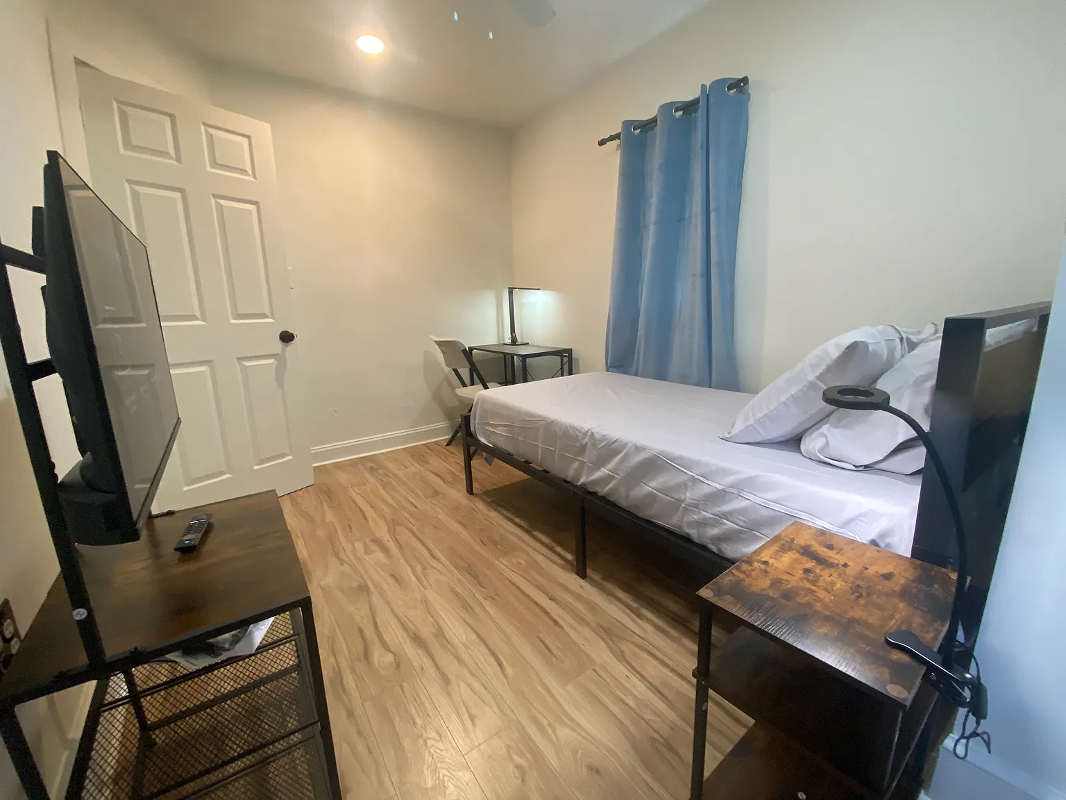 3 bed, 1326 sqft, $2,500 — Photo 3