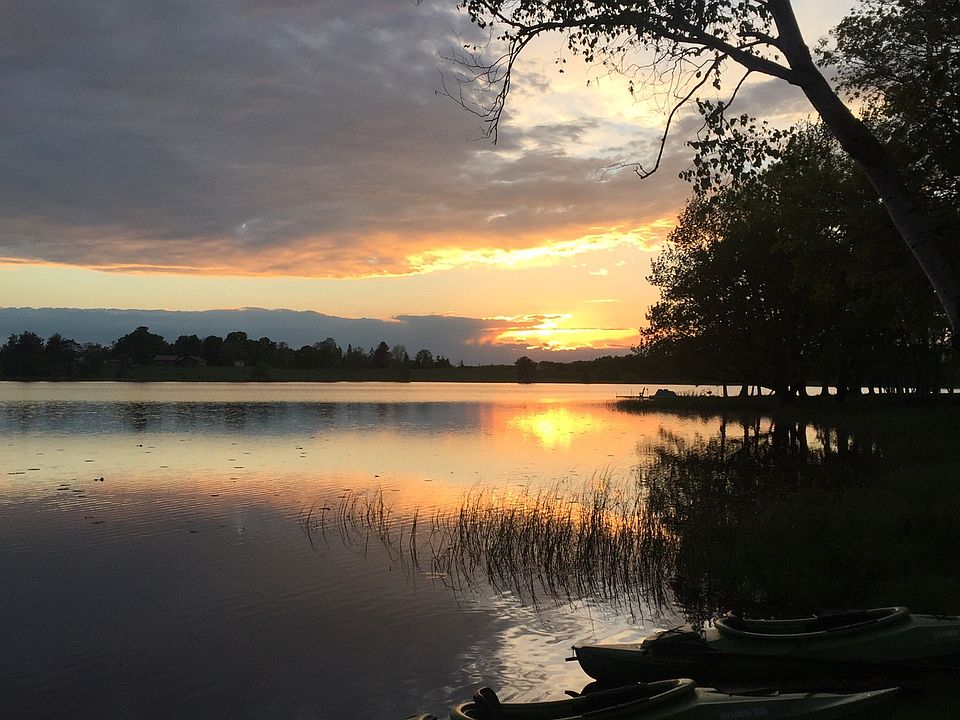 Sunset view from shoreline