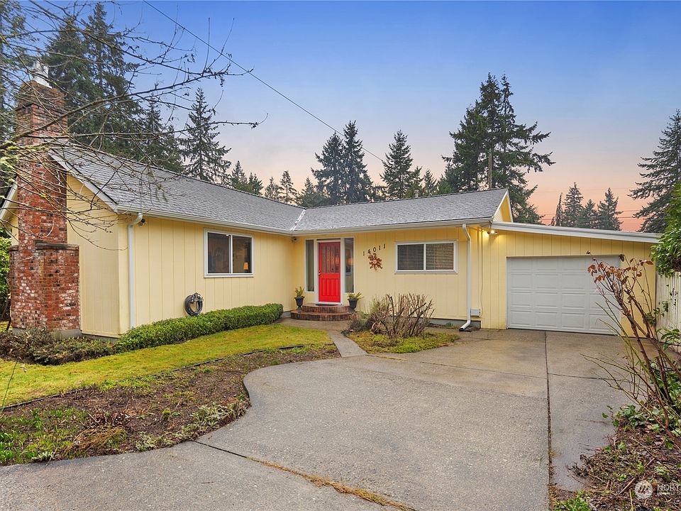 1st image of 14011 Roslyn Place N