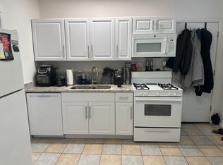 1302 N Cleaver St APT 1R, Chicago, IL 60642