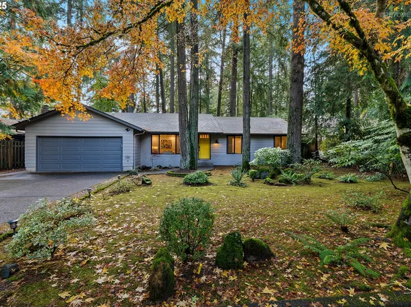 17401 Hill Way, Lake Oswego, OR 97035