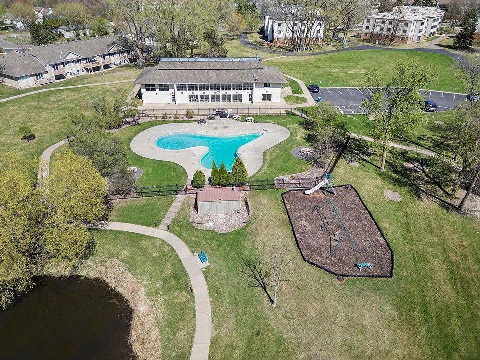 1st image of 4465 Trenton Ln N APT 201