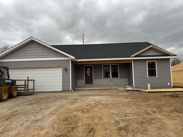 3204 N County Road 900 E