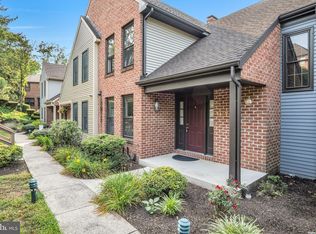 1127 Wicklow Ct, Hummelstown, PA 17036