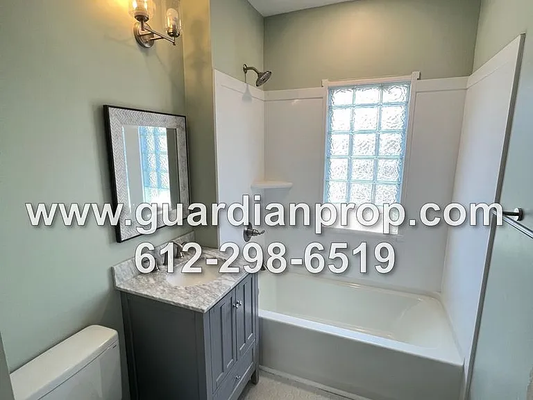 104 Snelling Ave N #106 — Photo 11