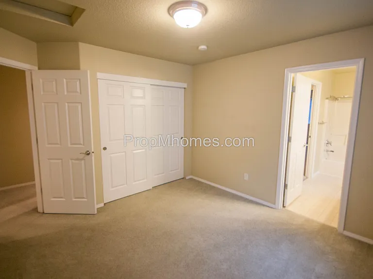 12890 SW Fonner Pond Pl — Photo 11