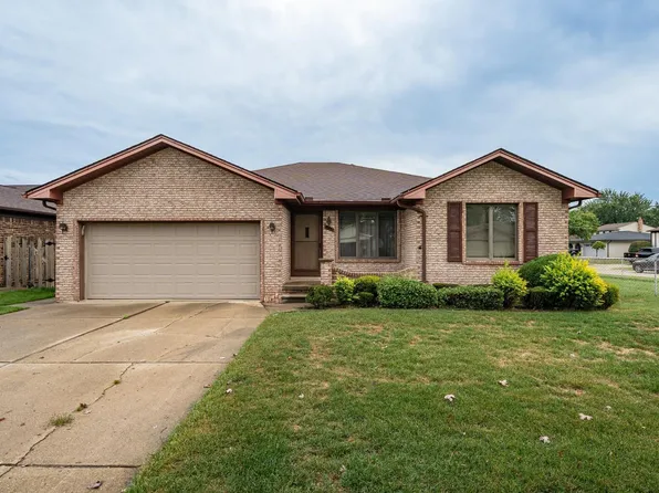 36552 Melbourne Dr, Sterling Heights, MI 48312