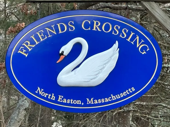 8 Whittier Ln, North Easton, MA 02356