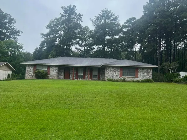 316 Holiday Cir, Pineville, LA 71360