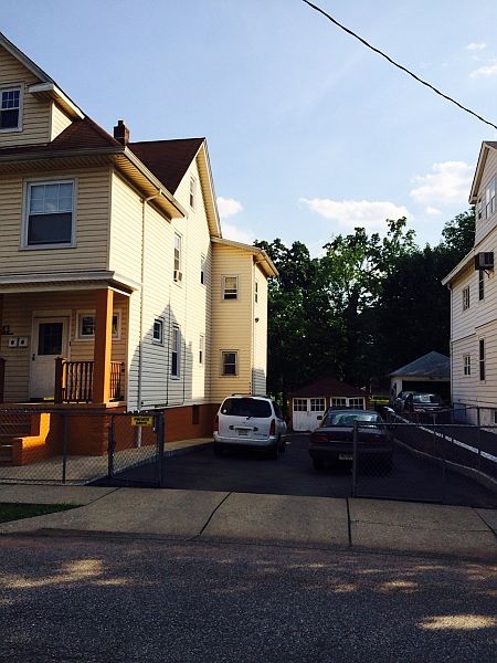 2nd image of 41 Tennyson Pl