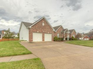 175 Huntington Downs, Saint Charles, MO