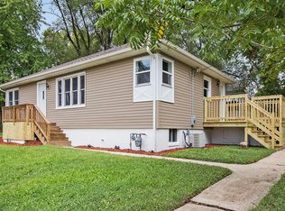 300 Pine St, Lockport, IL 60441