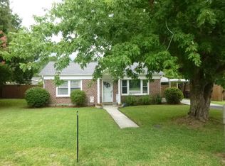 1460 Pocahontas St, Mount Pleasant, SC 29464