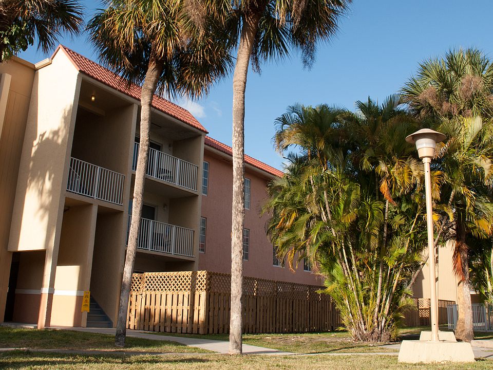 1st image of 5231 Geneva Way APT 106