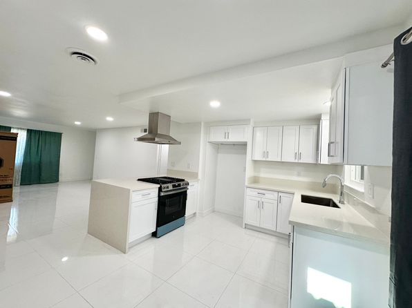 12091 Adrian St APT B