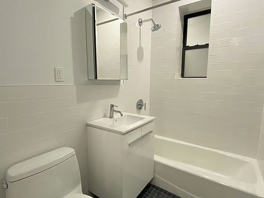 5th image of 645 Ocean Ave #Aac