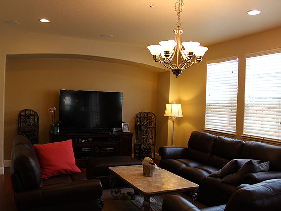 5th image of 2674 Briscoe Pl