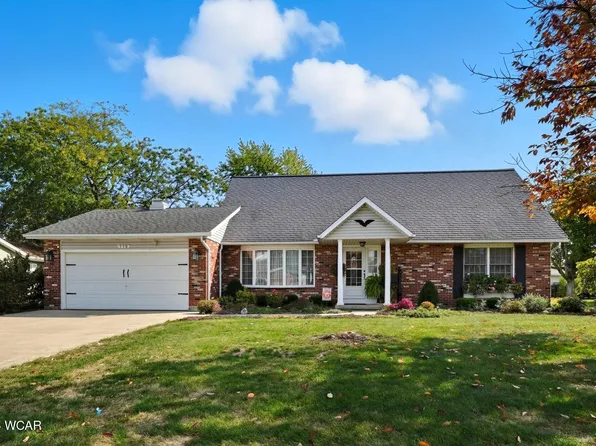 116 N Wagner Ave, Wapakoneta, OH 45895