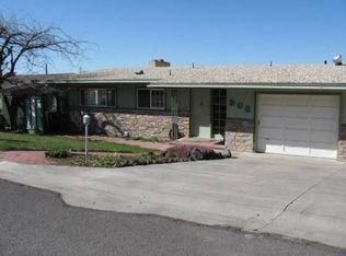 903 Loma Linda Dr, Klamath Falls, OR 97601