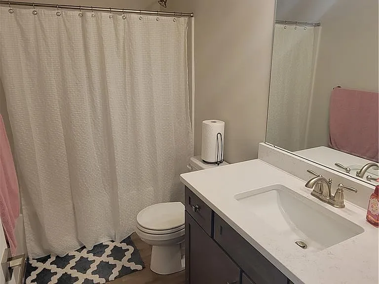326 E Frankford St — Photo 13