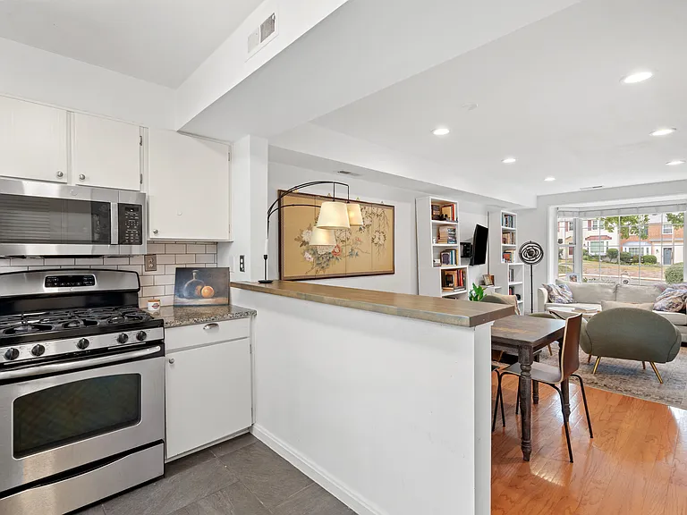 3908 Keller Ave — Photo 9