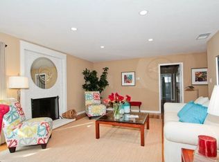 1535 Nilda Ave, Mountain View, CA 94040