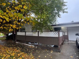 802 S 15th Ave #1, Yakima, WA 98902