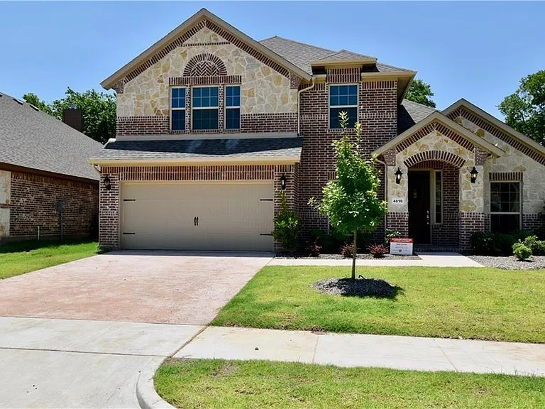 4010 Magnolia Ridge Dr — Photo 1