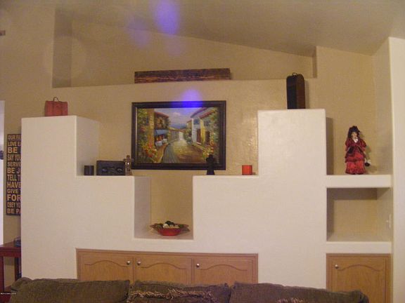 3rd image of 2488 Raven Dr