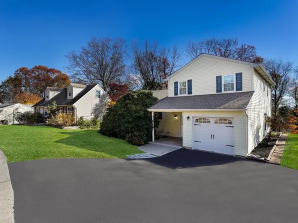 246 Parkridge Dr, Perkasie, PA 18944