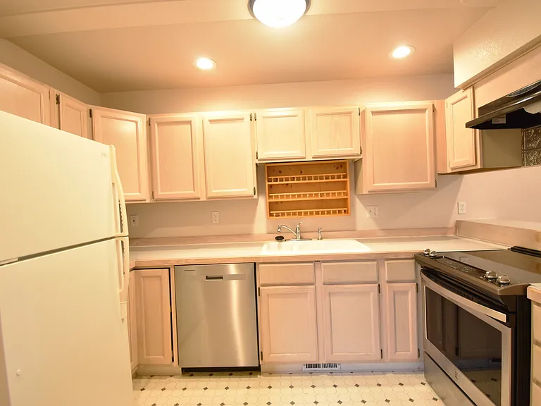 57 E Ranch Dr — Photo 17