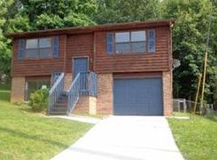 1424 Woodpointe Dr, Knoxville, TN 37931