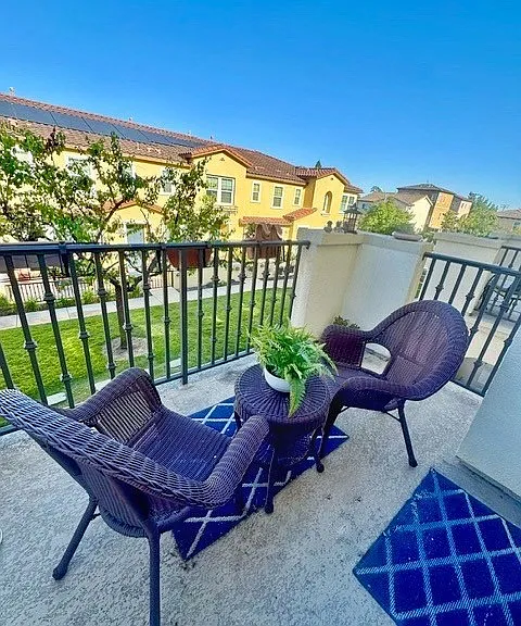 10522 Poinsettia Ln — Photo 27