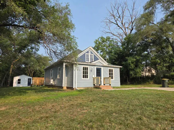 301 Logan St, Sioux City, IA 51105