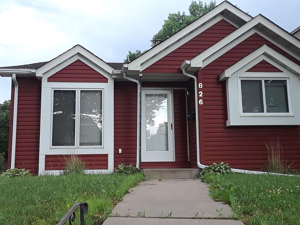 1st image of 826 Elwood Ave N
