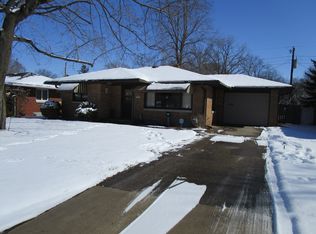 1114 Baker Dr, Elkhart, IN 46516