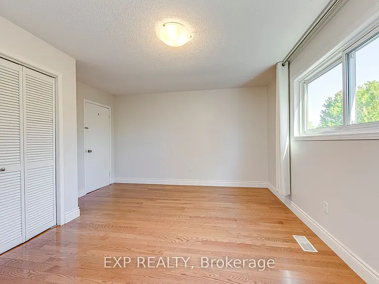 2407 Stefi Trl — Photo 19