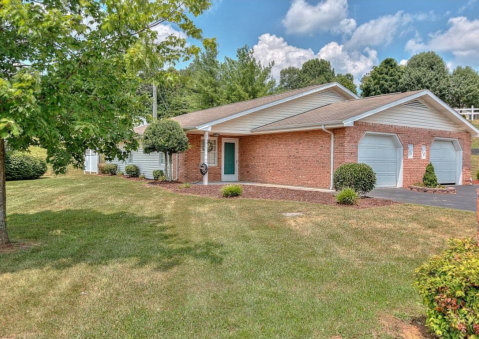 1st image of 824 Cobblestone Pl #0
