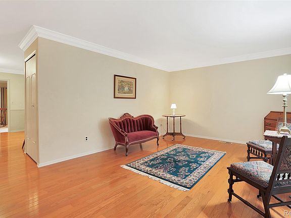 4th image of 20216 Rippling Ln