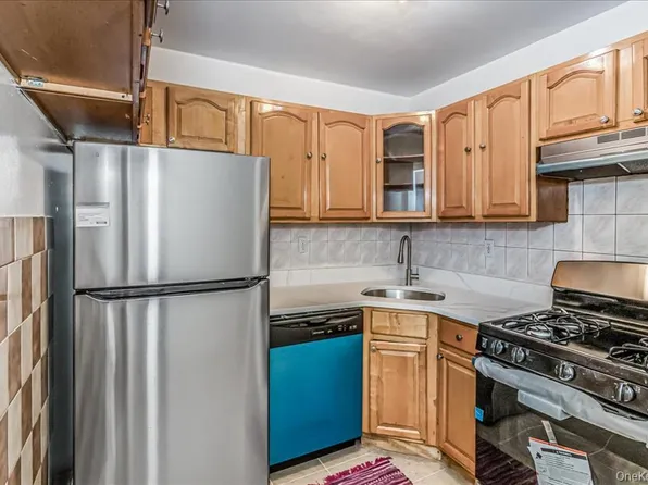 94-86 218th Street image 9 of 19