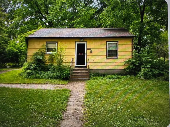 2968 Hallmark Ave N, Oakdale, MN 55128
