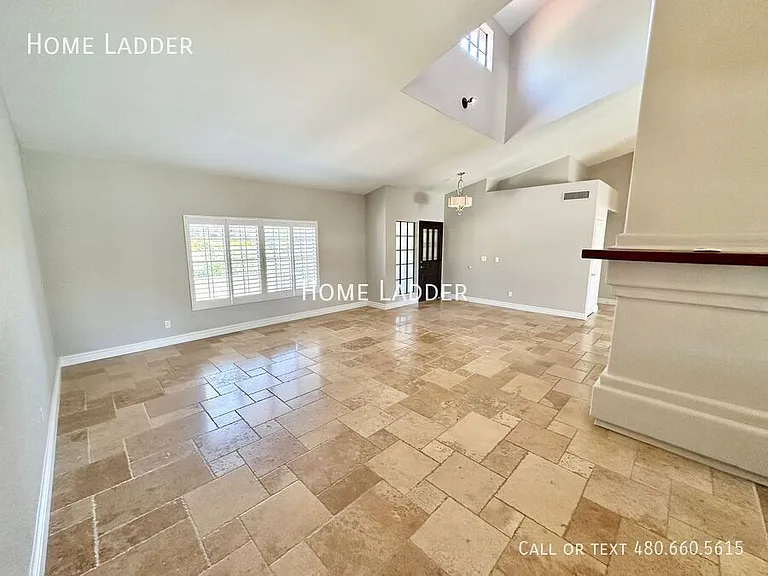 10570 E San Salvador Dr — Photo 3