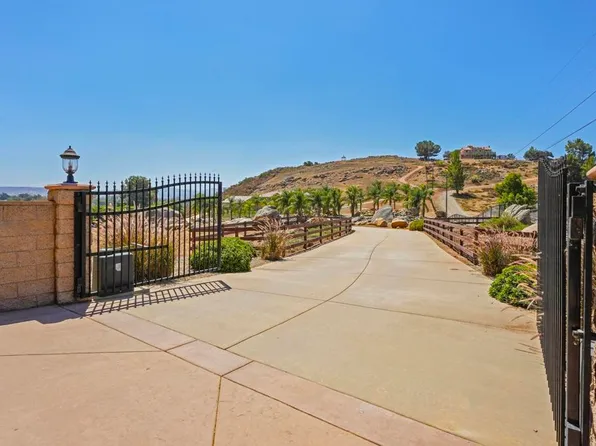 1912 Olive St, Ramona, CA 92065