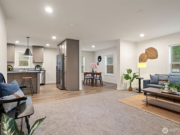 2nd image of 151 E Agate Drive